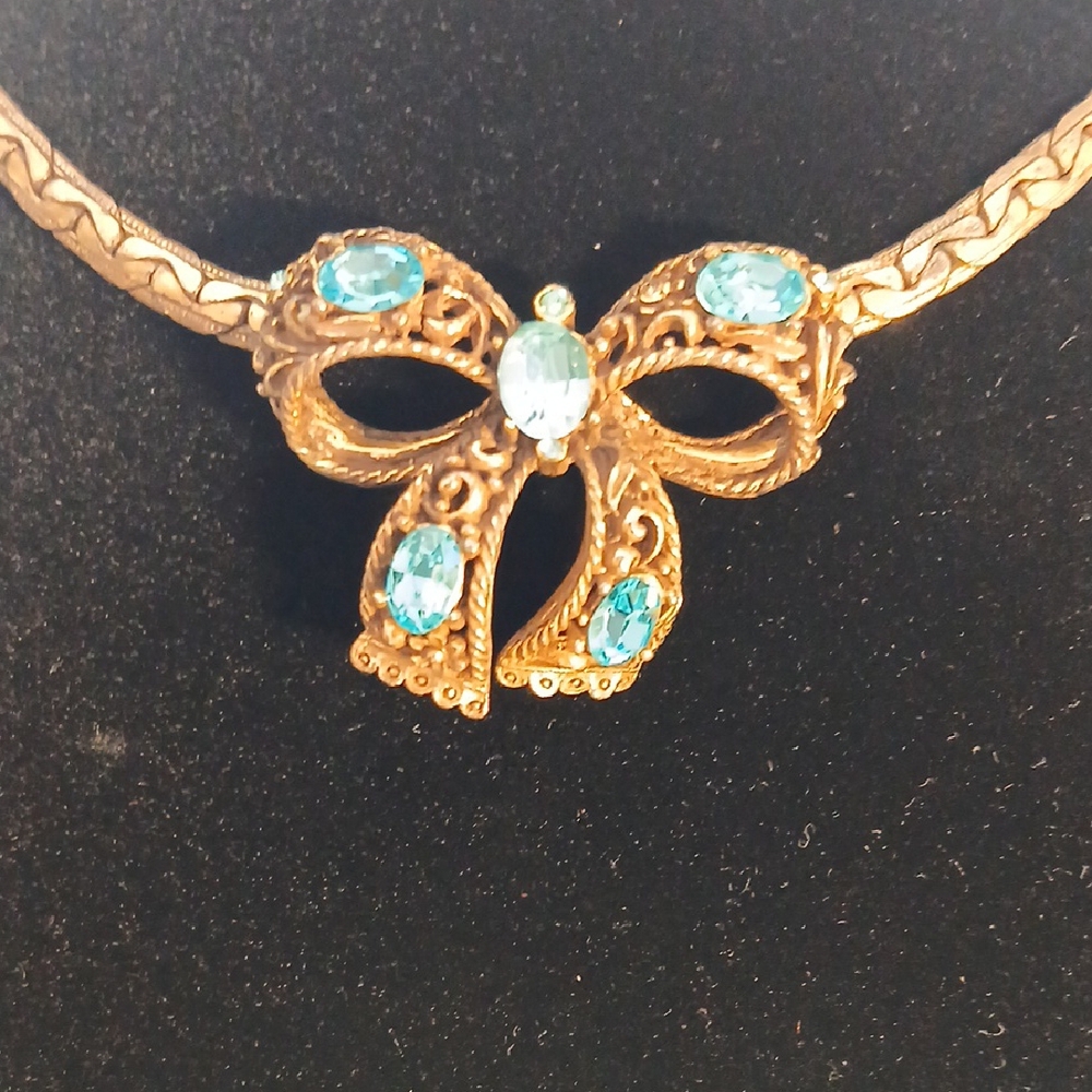 Vintage Coro Necklace